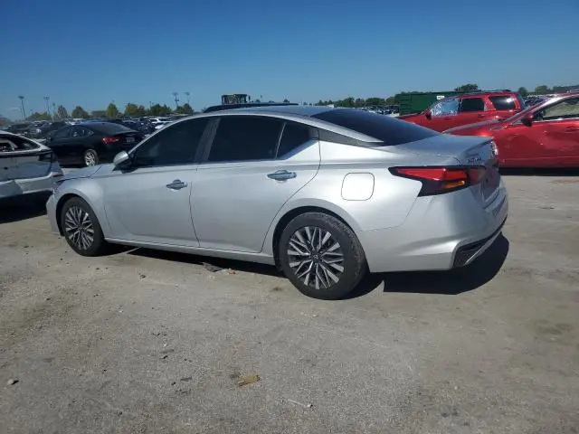 2023 NISSAN ALTIMA SV  