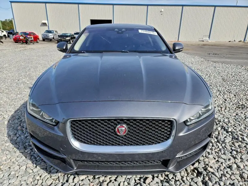 2017 JAGUAR XE PREMIUM  