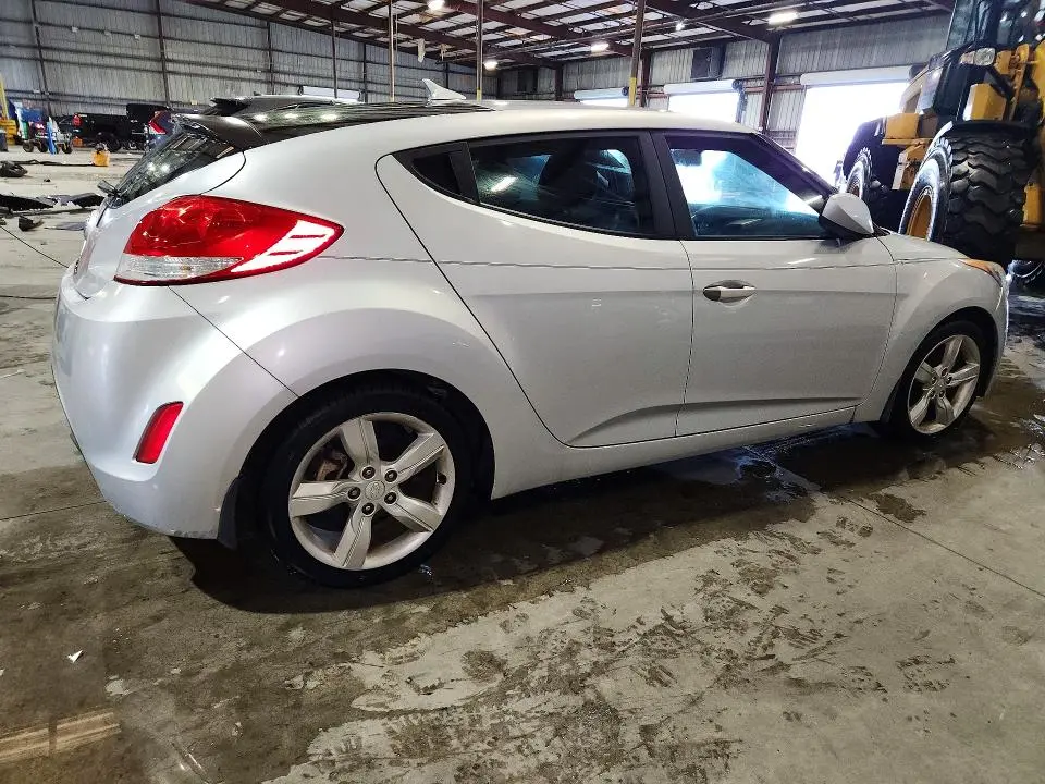 2015 HYUNDAI VELOSTER BASE  