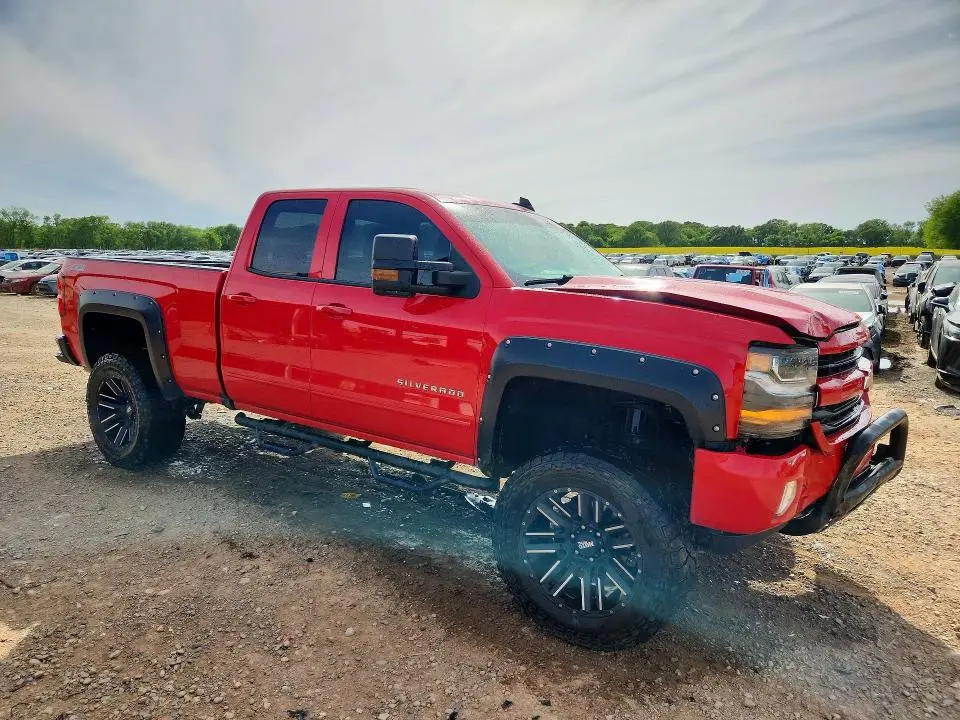 2017 CHEVROLET SILVERADO K1500 LT  