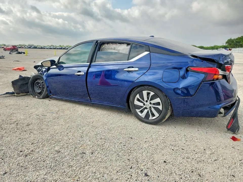 2019 NISSAN ALTIMA S  