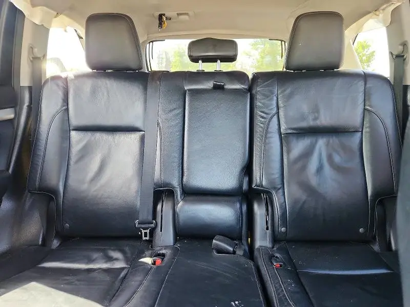 2014 TOYOTA HIGHLANDER XLE  