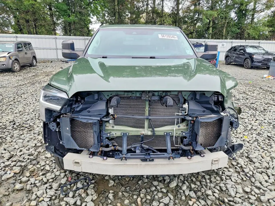 2022 TOYOTA TUNDRA SR5  