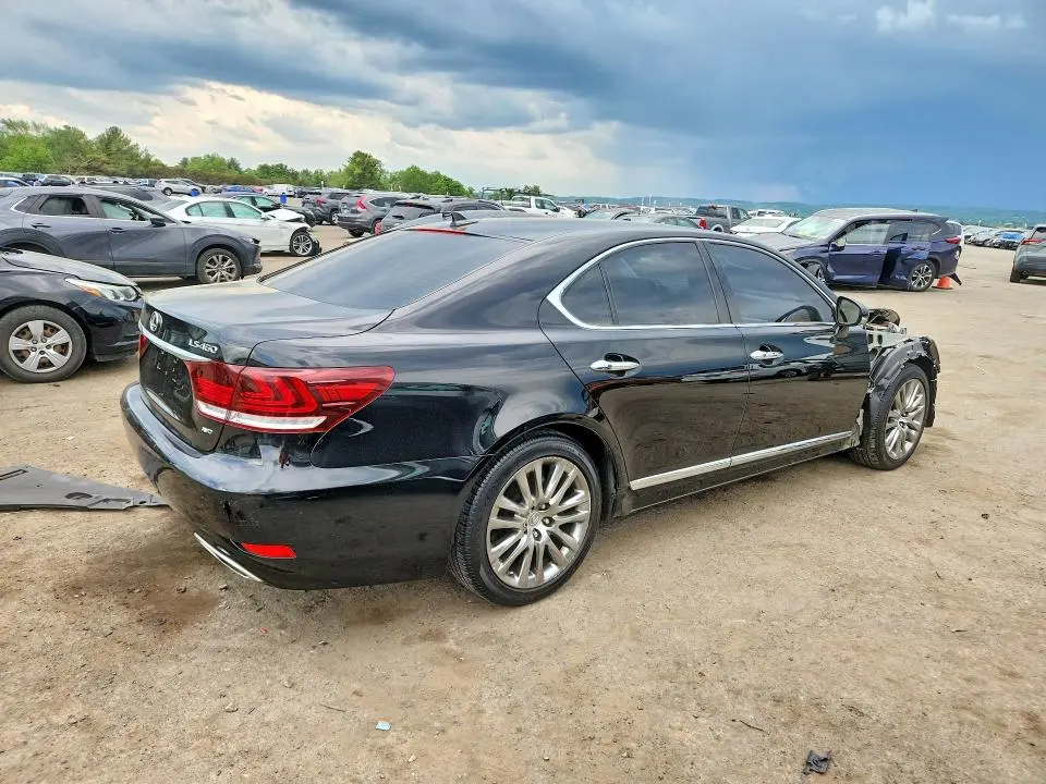 2013 LEXUS LS 460  