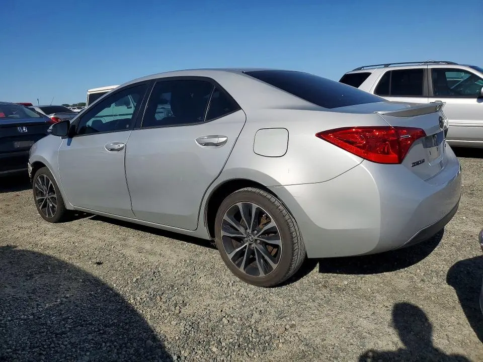 2017 TOYOTA COROLLA SE  