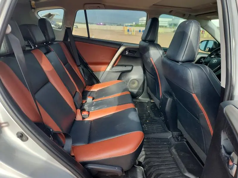 2015 TOYOTA RAV4 LIMITED  