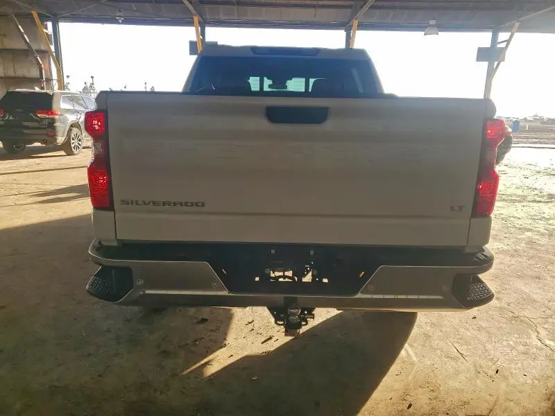 2024 CHEVROLET SILVERADO C1500 LT  