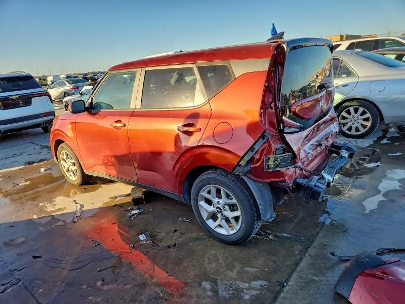 2023 KIA SOUL LX  