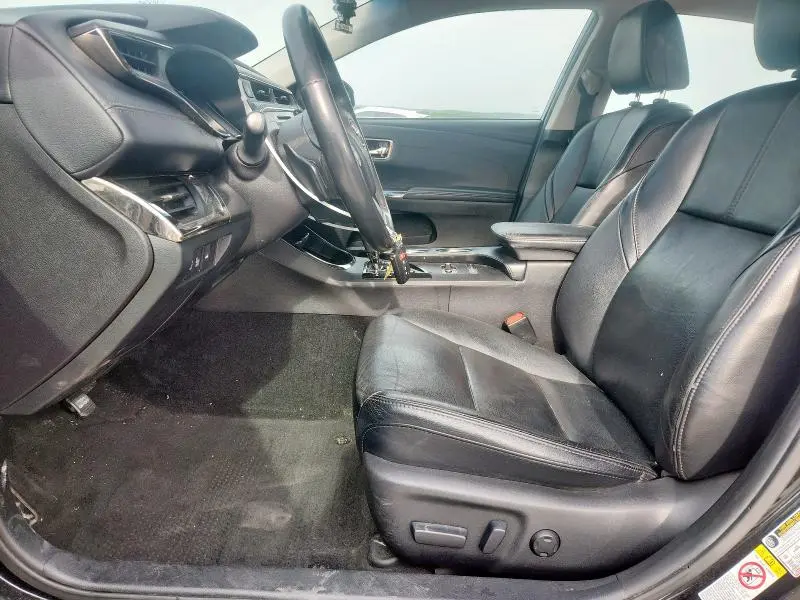 2016 TOYOTA AVALON XLE  