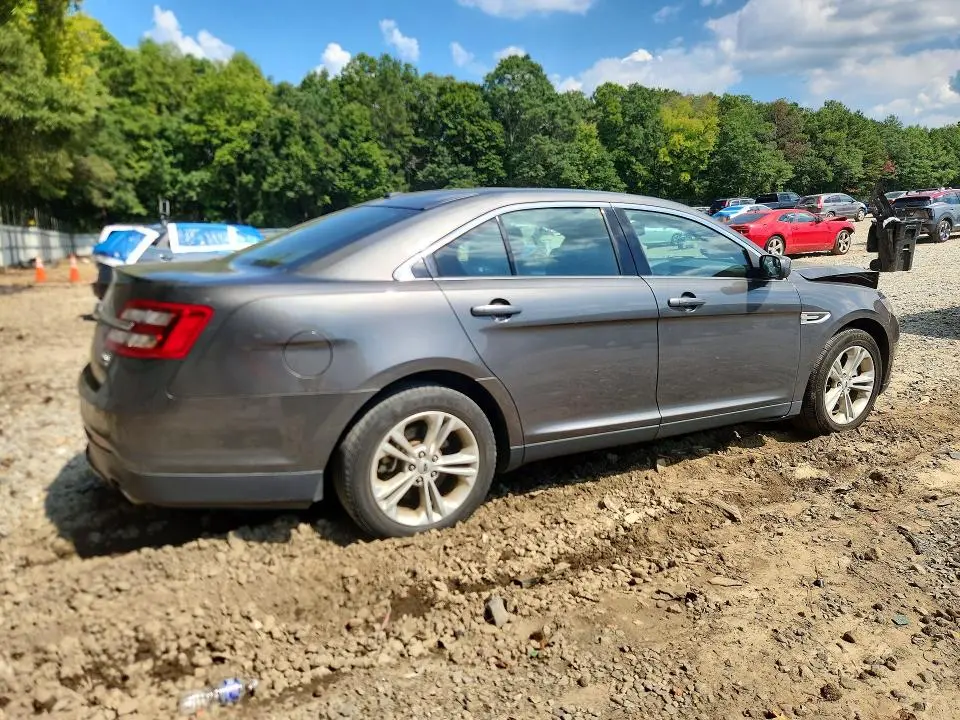 2017 FORD TAURUS SEL  