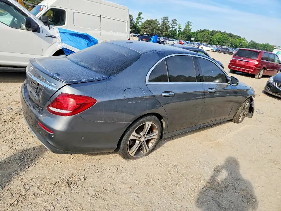 2017 MERCEDES-BENZ E 300 4MATIC  