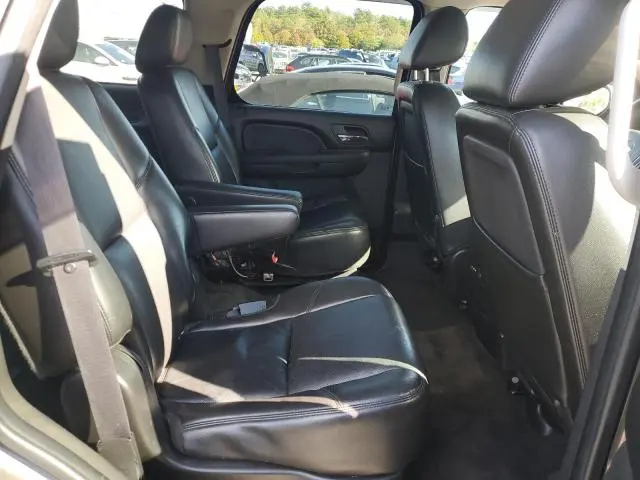 2011 CHEVROLET TAHOE K1500 LTZ  