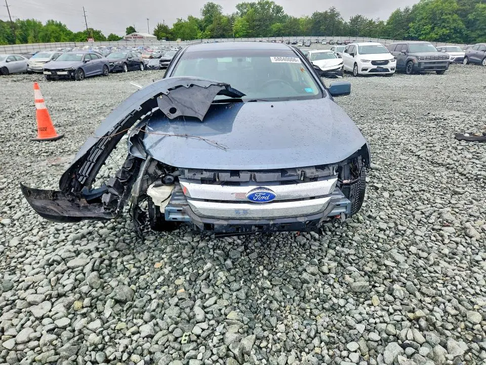 2011 FORD FUSION S   