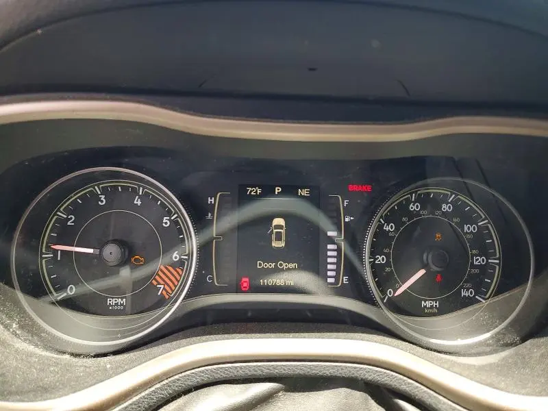 2014 JEEP CHEROKEE SPORT  