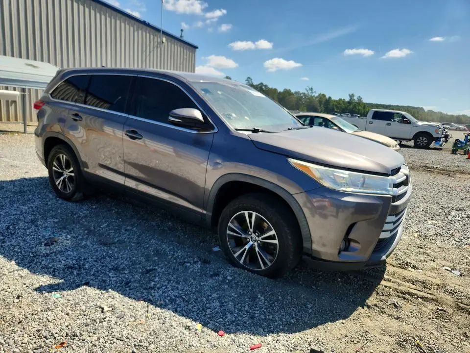 2019 TOYOTA HIGHLANDER LE PLUS  