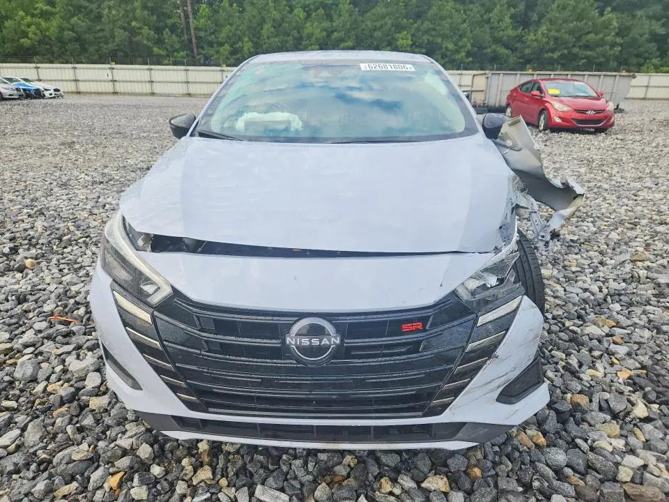 2024 NISSAN VERSA SR  