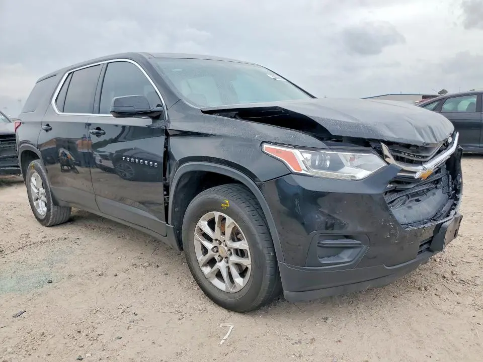 2020 CHEVROLET TRAVERSE LS  