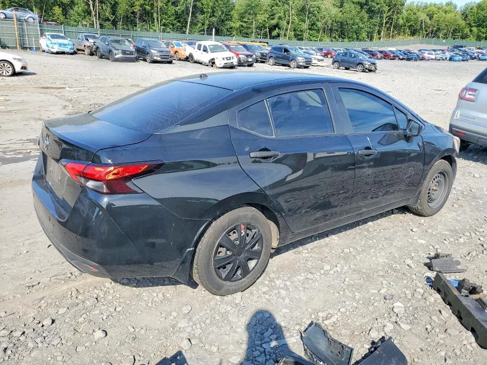 2021 NISSAN VERSA S  