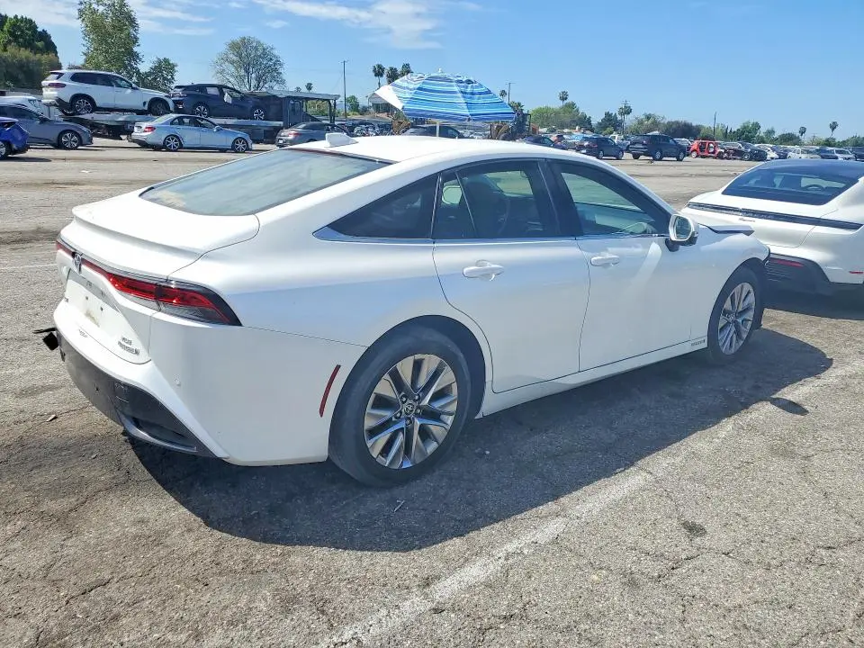 2023 TOYOTA MIRAI XLE  