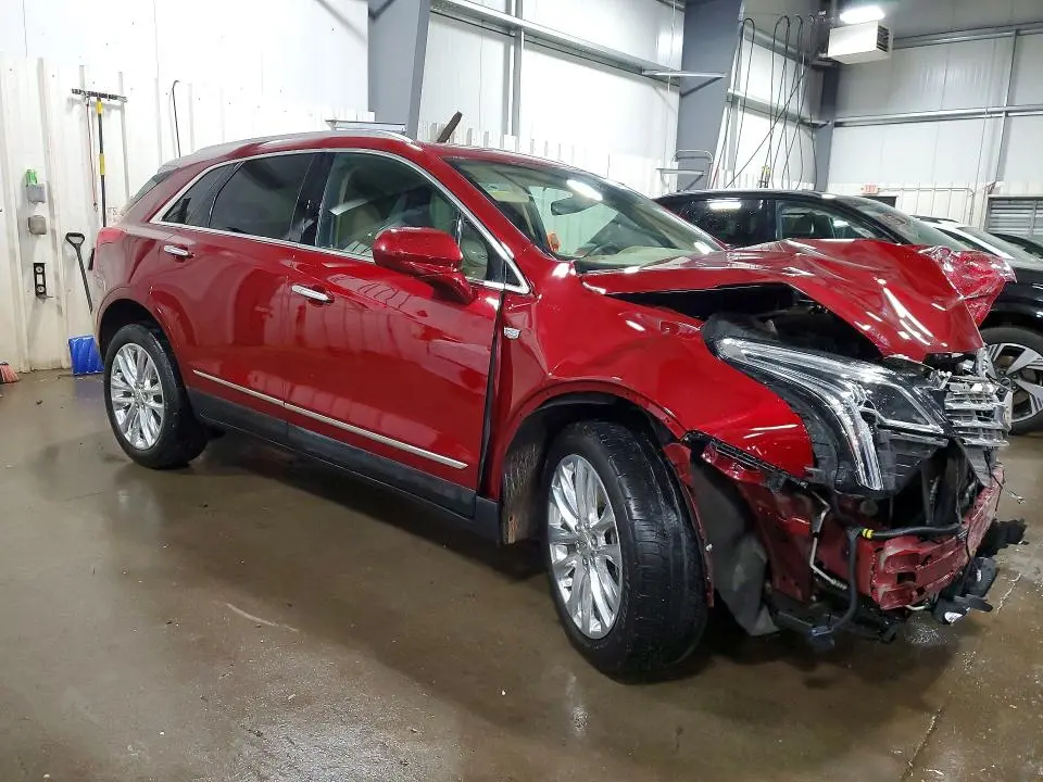 2017 CADILLAC XT5 PLATINUM  