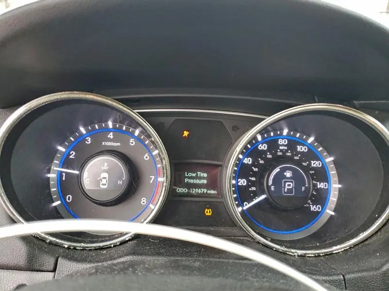 2012 HYUNDAI SONATA GLS  