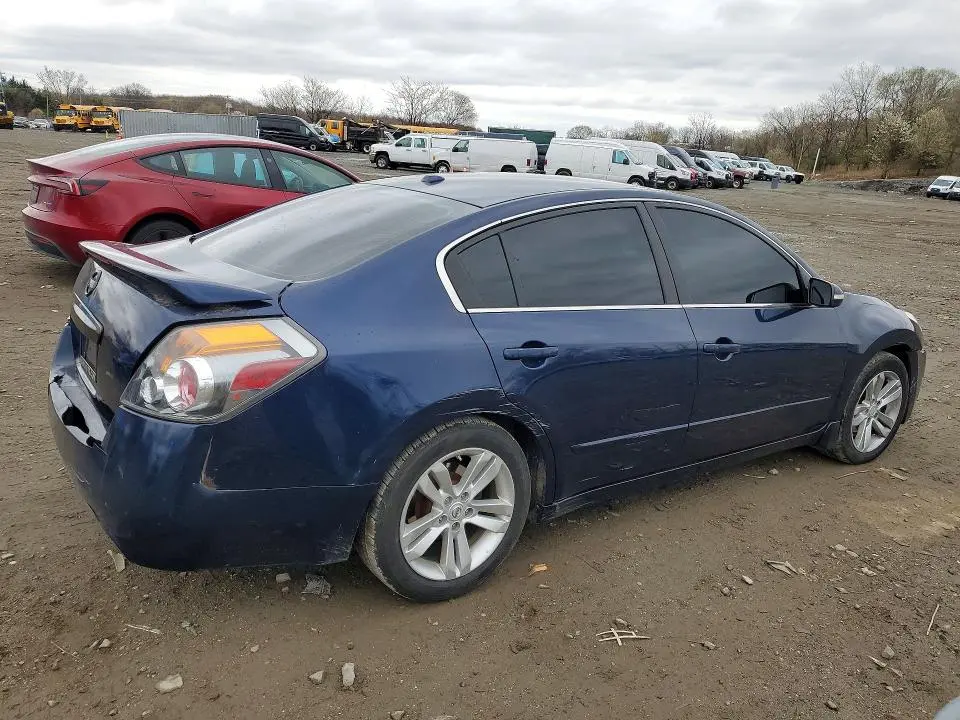 2010 NISSAN ALTIMA 3.5 SR  