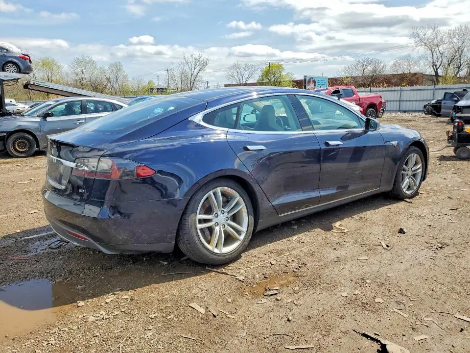2013 TESLA MODEL S   