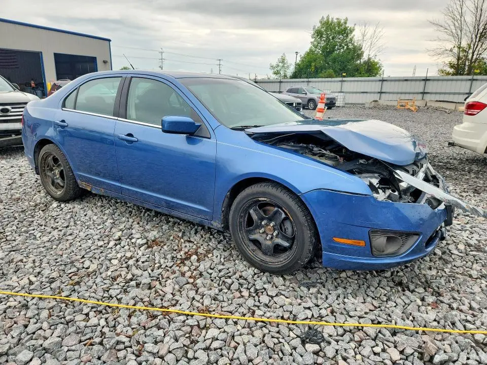 2010 FORD FUSION SE  