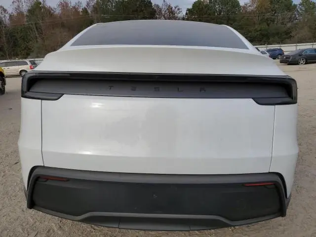 2026 TESLA MODEL Y   