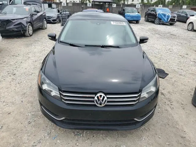 2013 VOLKSWAGEN PASSAT SE  