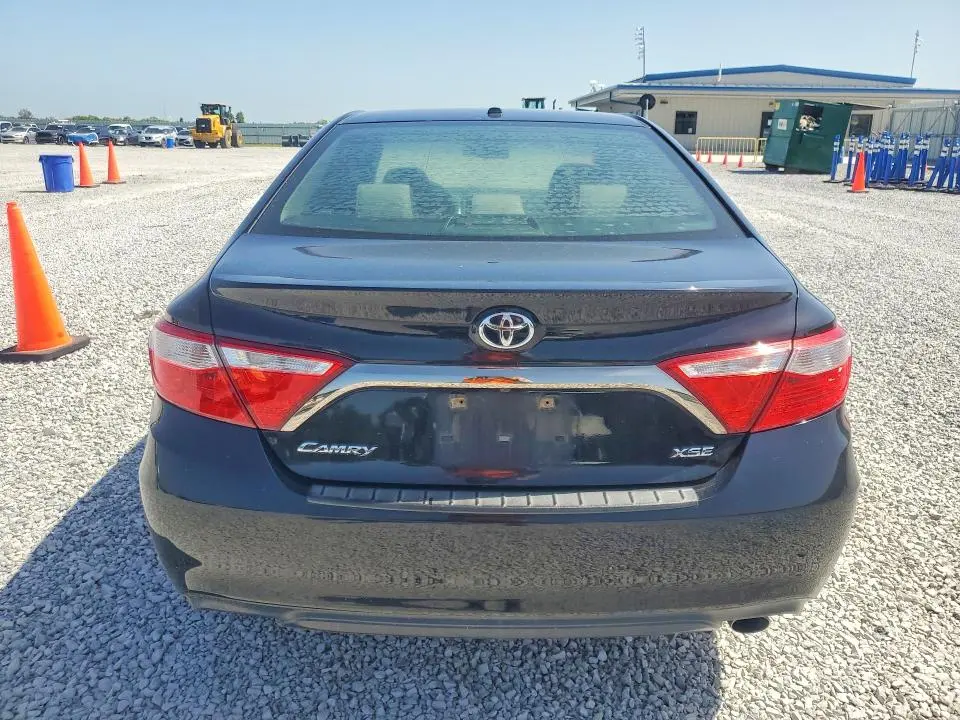 2017 TOYOTA CAMRY XSE  