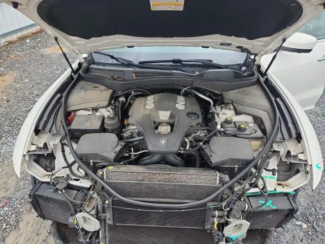 2017 MASERATI LEVANTE   