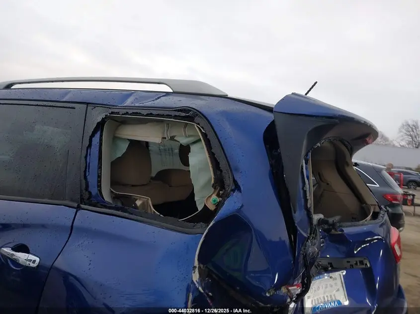 2017 NISSAN PATHFINDER S