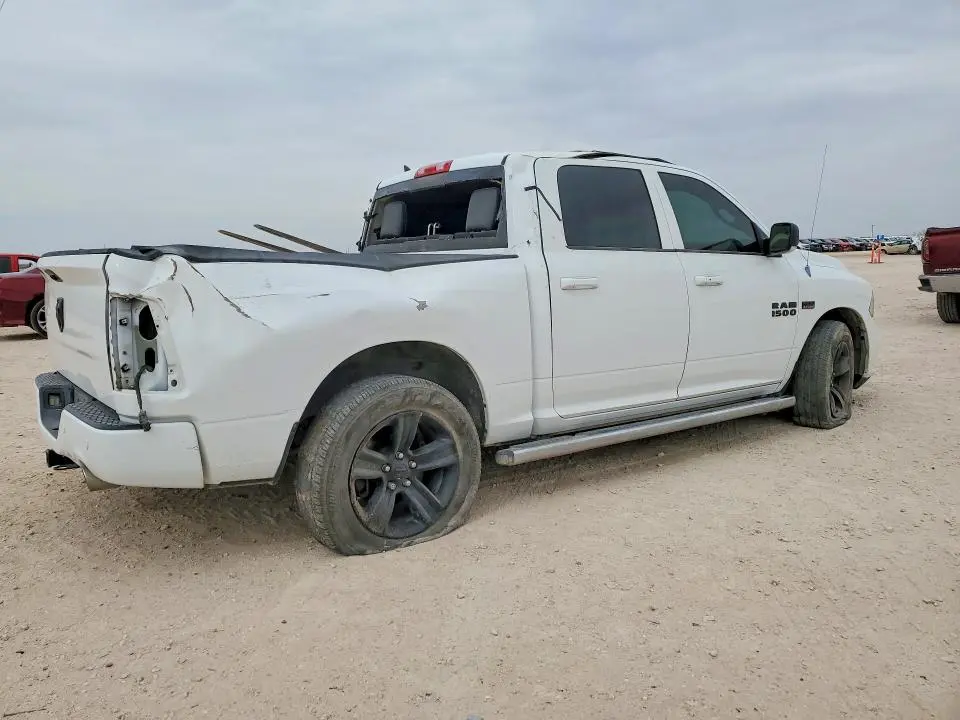 2014 RAM 1500 SPORT  