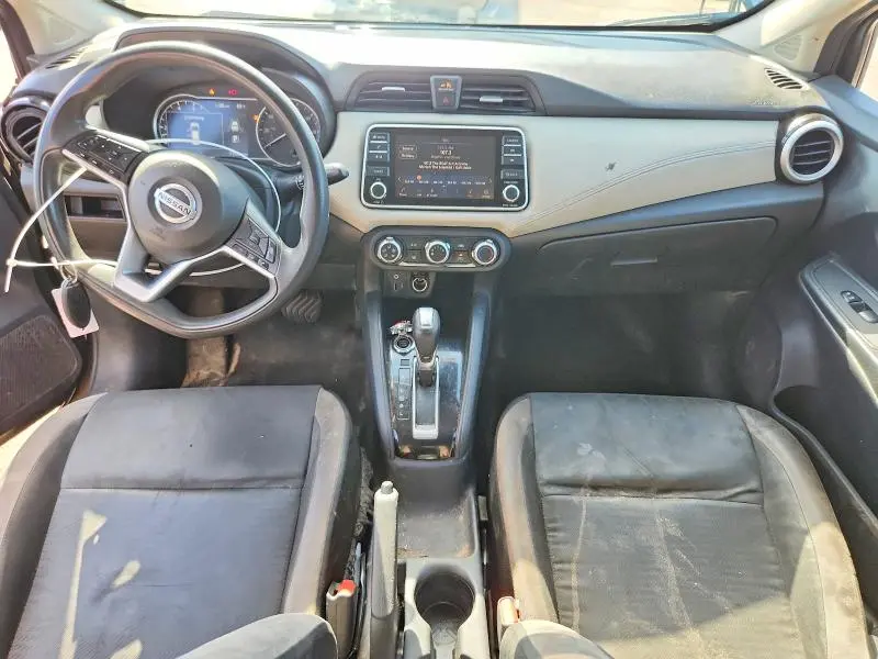 2020 NISSAN VERSA SV  