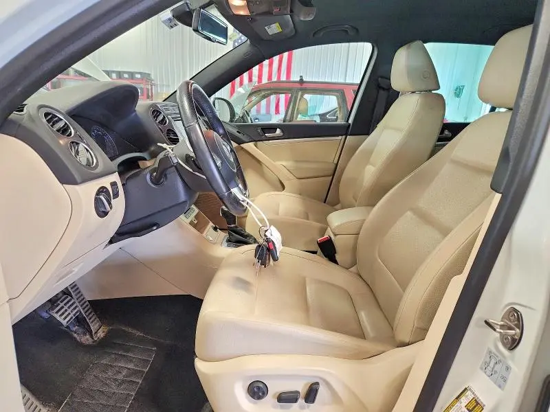 2016 VOLKSWAGEN TIGUAN S  