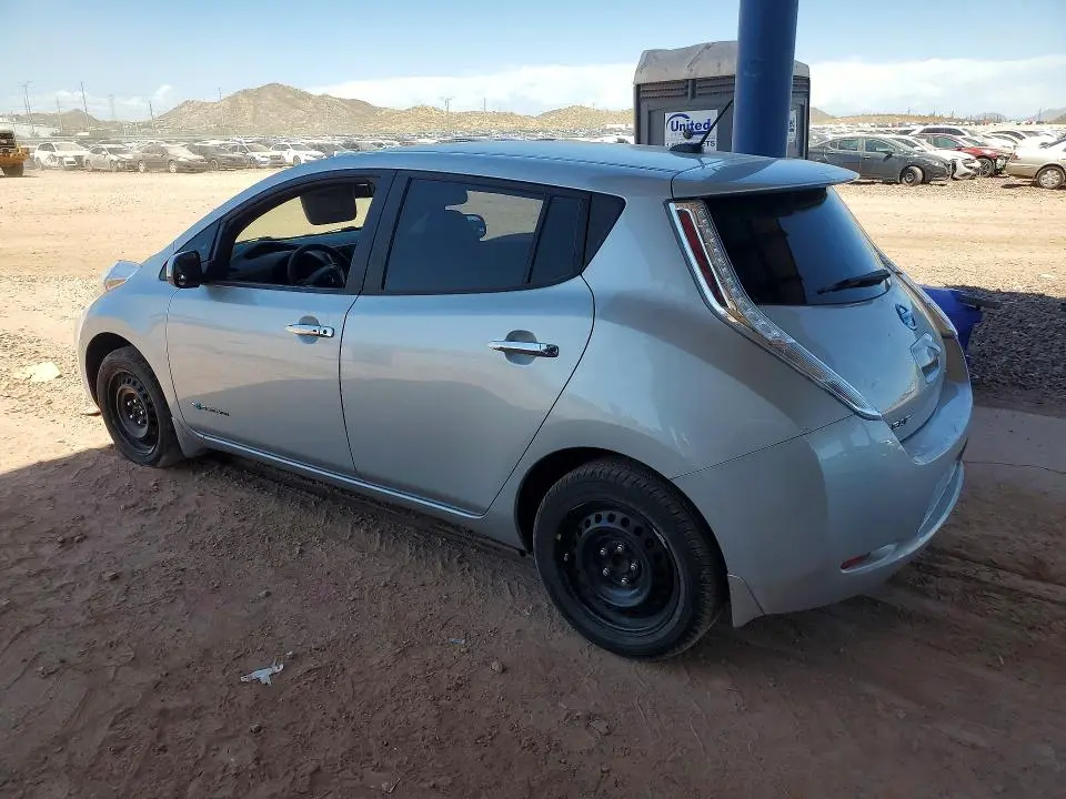 2017 NISSAN LEAF S  