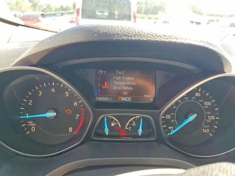 2017 FORD ESCAPE SE  