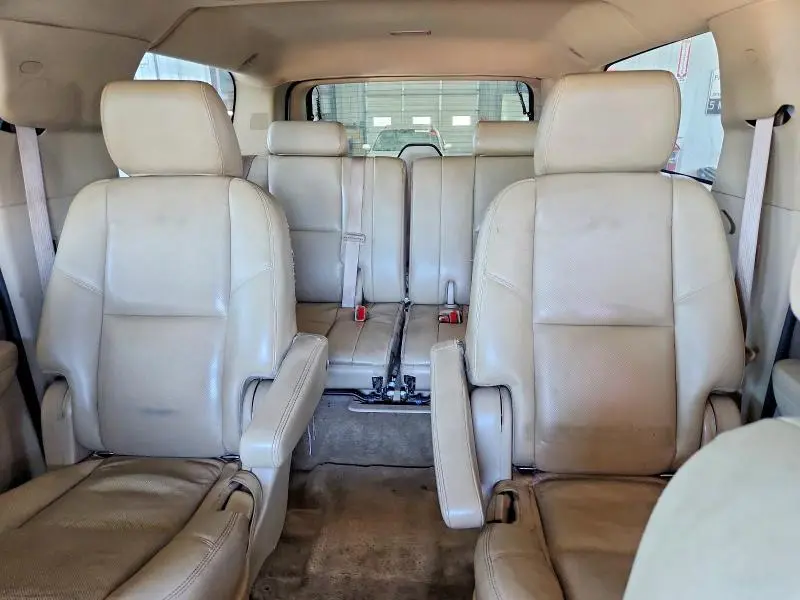 2011 CHEVROLET SUBURBAN K1500 LTZ  