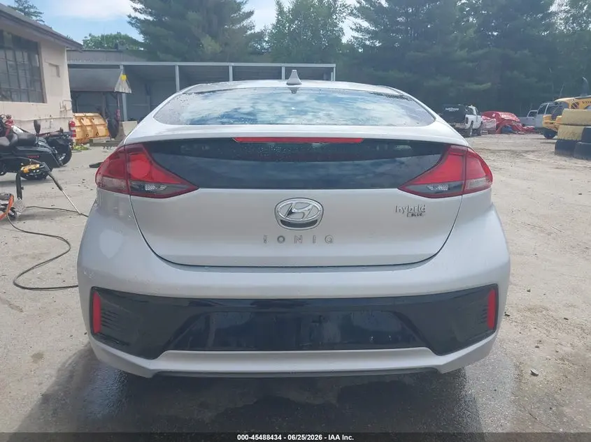 2018 HYUNDAI IONIQ HYBRID BLUE