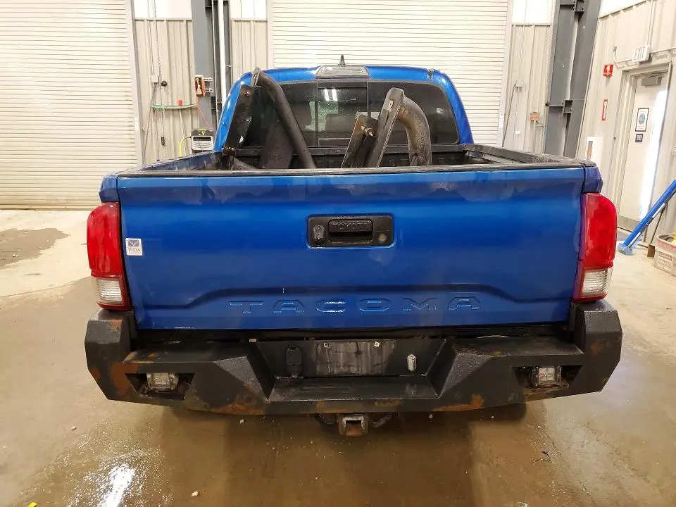 2018 TOYOTA TACOMA SR5 V6  