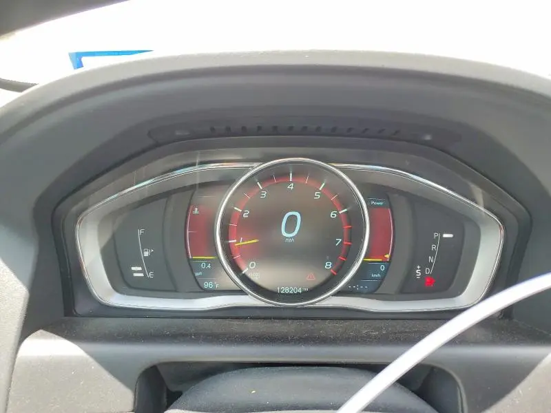2015 VOLVO XC60 T5 PLATINUM  