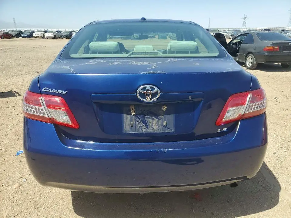 2010 TOYOTA CAMRY LE  