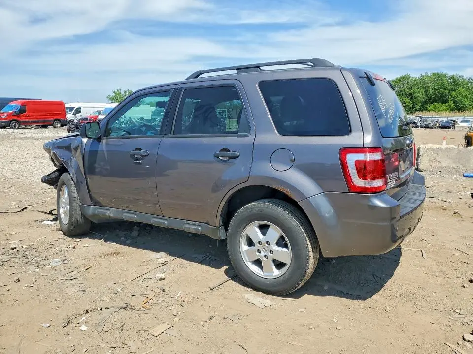 2012 FORD ESCAPE XLT  