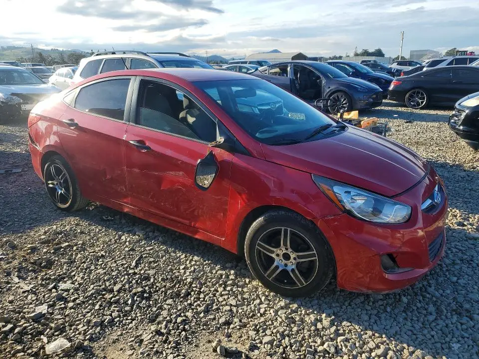 2014 HYUNDAI ACCENT GLS  