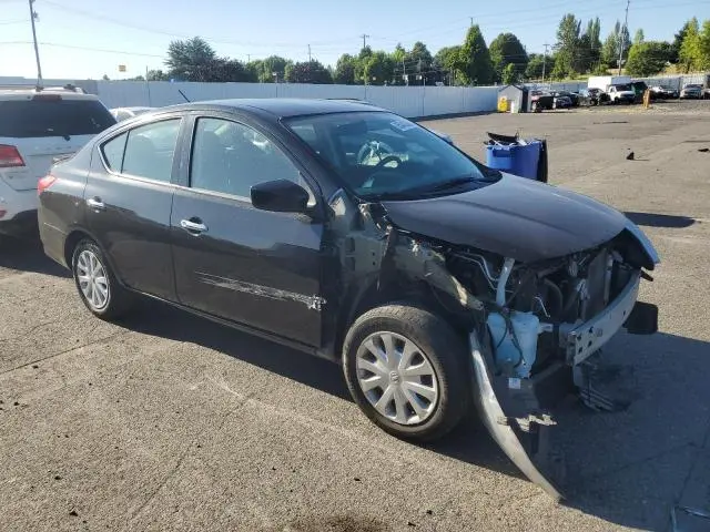 2018 NISSAN VERSA S  
