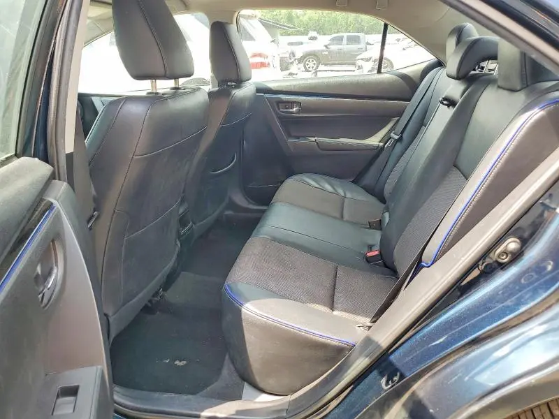 2018 TOYOTA COROLLA SE  