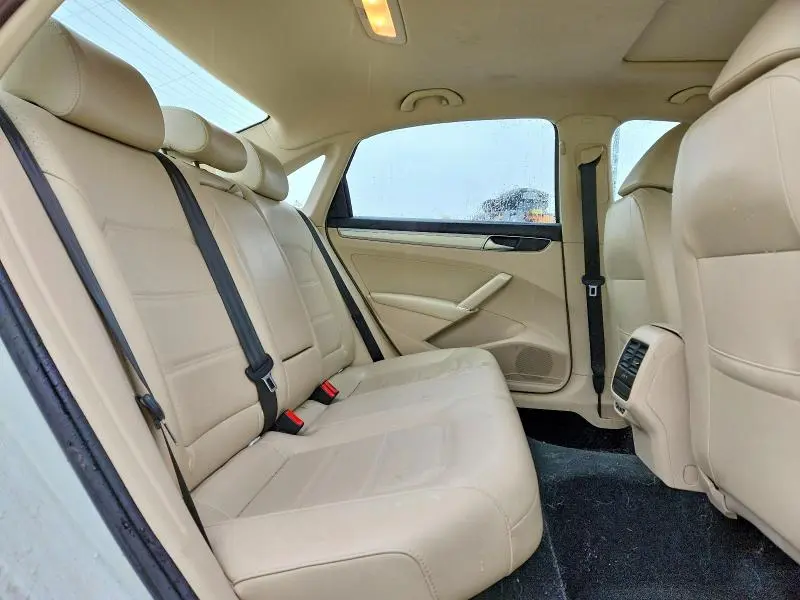 2019 VOLKSWAGEN PASSAT WOLFSBURG  