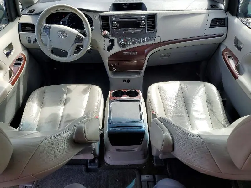 2012 TOYOTA SIENNA XLE 8-PASSENGER  