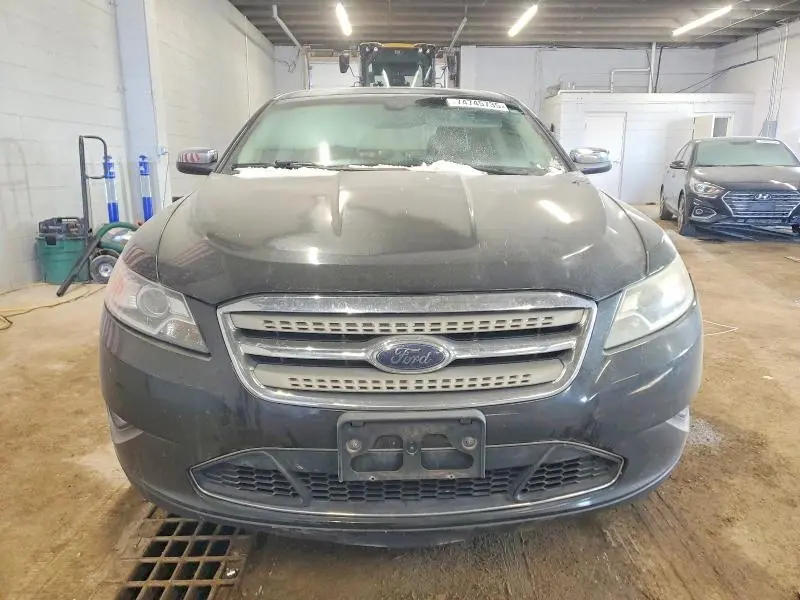 2010 FORD TAURUS LIMITED  